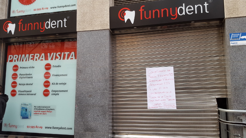 La-clinica-dental-Funnydent-de-Sabadell-tanca-sense-avisar-els-clients